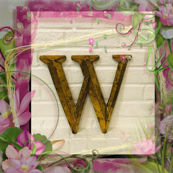 Other - Letter “W” wooden monogram